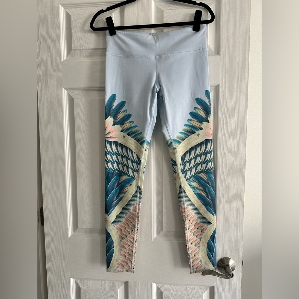 ALO Size Medium